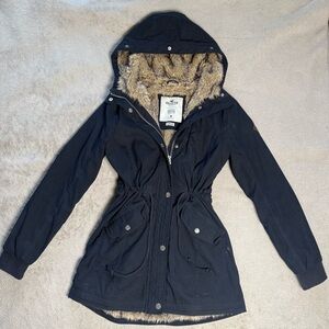 Hollister Navy Blue Faux Fur-Lined Hooded Jacket Size Medium